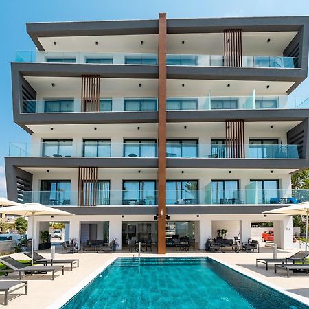 Waterside Sea View Apartments 파포스 외부 사진