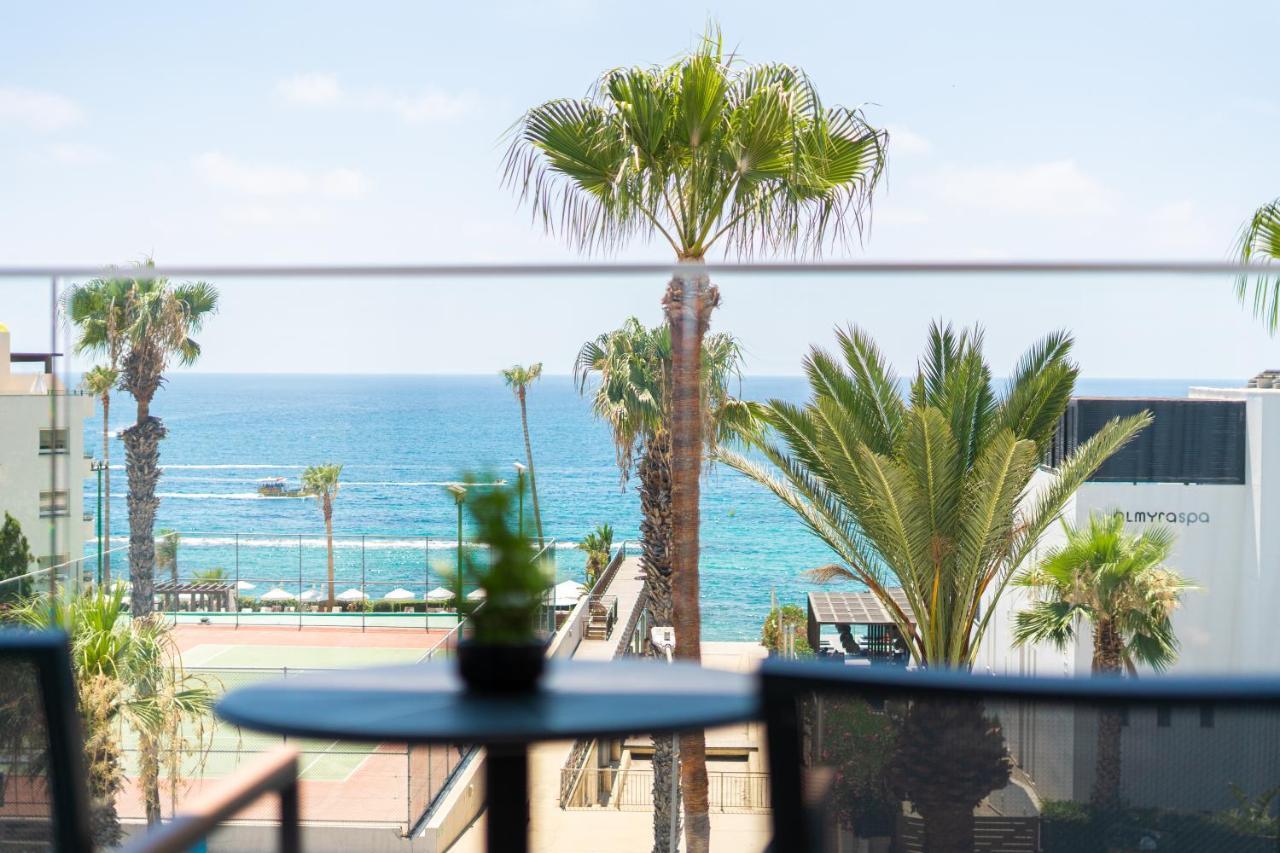 Waterside Sea View Apartments 파포스 외부 사진